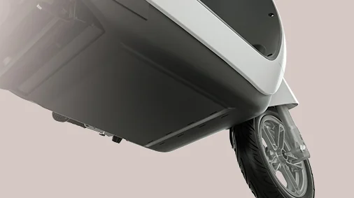 Gros plan sur la carrosserie du M6 et son plancher protégé