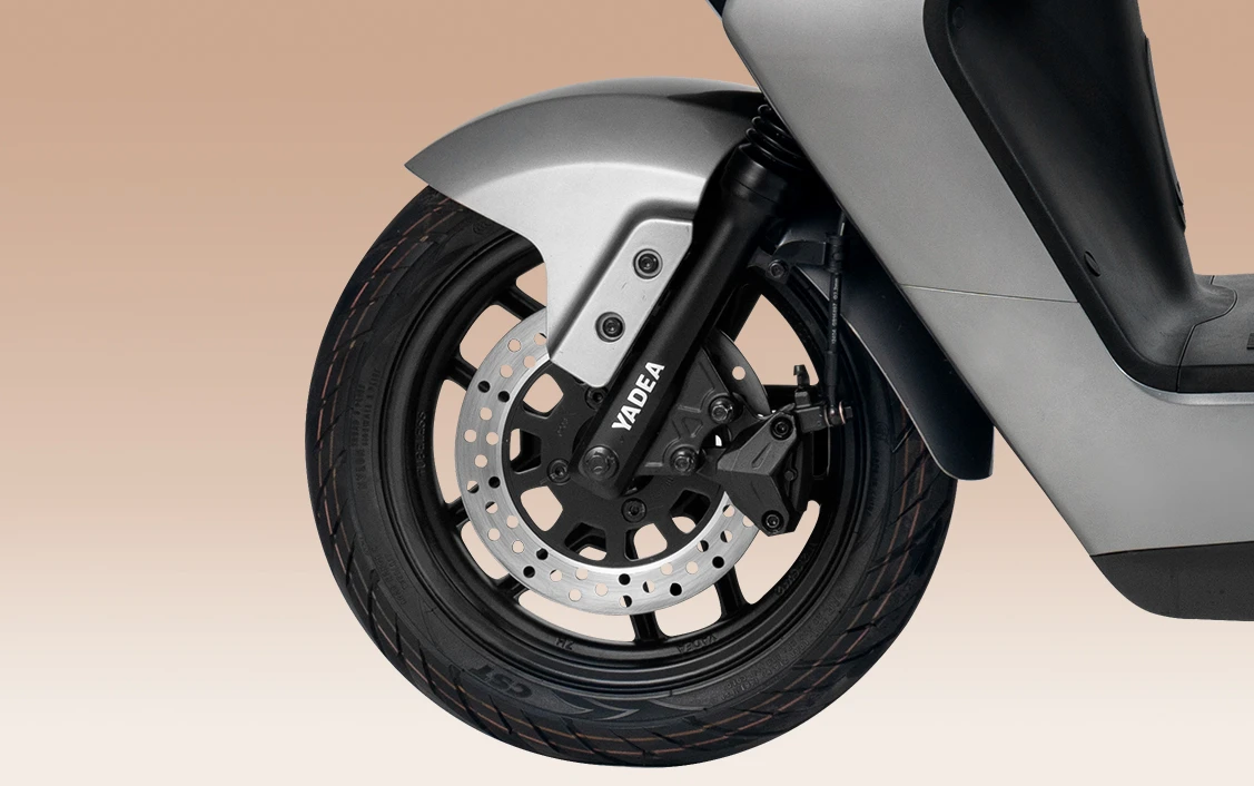 Roue avant du GT60 avec grand disque de frein